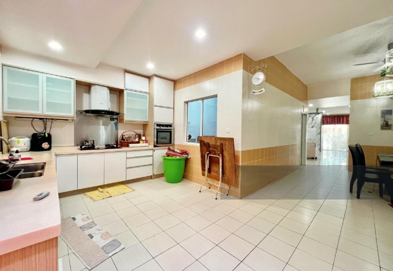 Bandar Mahkota Cheras