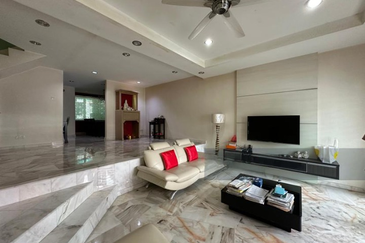 2 storey house for sale in bandar sungai long