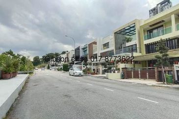 Sutera Heights, Taman Juara Jaya
