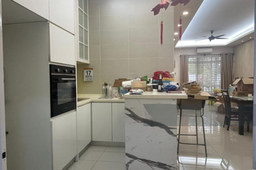 2 storey terrace for sale in taman cheras idaman 2. Renovated and extended.