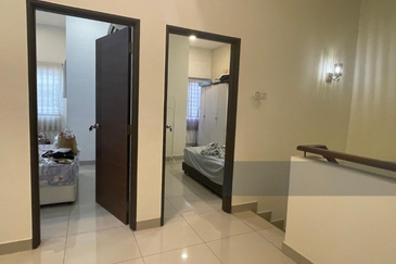 2 storey terrace for sale in taman cheras idaman 2. Renovated and extended.