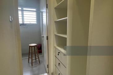 2 storey terrace for sale in taman cheras idaman 2. Renovated and extended.