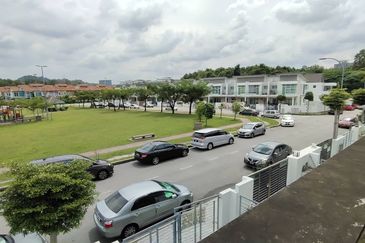 2 storey terrace for sale in taman cheras idaman 2. Renovated and extended.