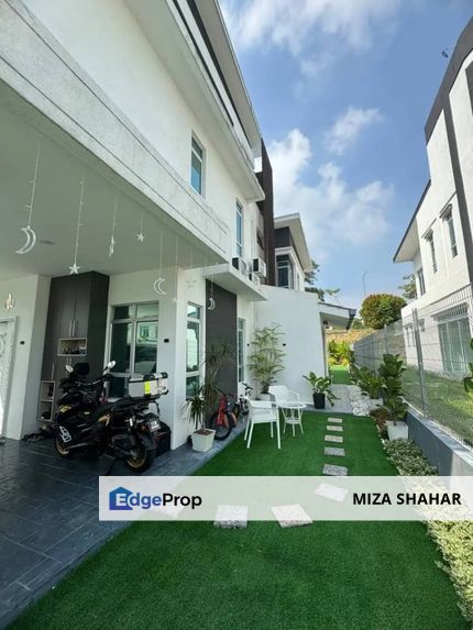 Bungalow 2.5 Storey Taman Laman Puteri For Sale, Negeri Sembilan, Seremban