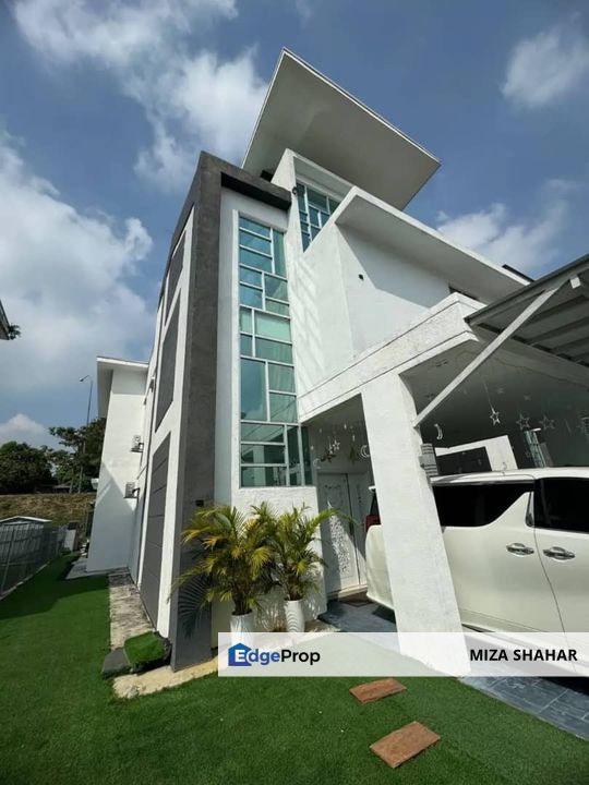 Bungalow 2.5 Storey Taman Laman Puteri For Sale, Negeri Sembilan, Seremban