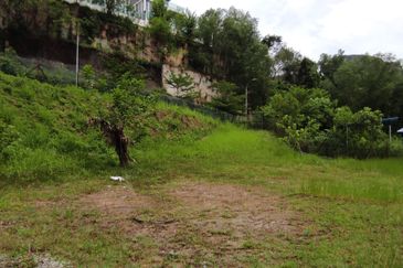 Bungalow Land Freehold in Kemensah, Melawati For Sale