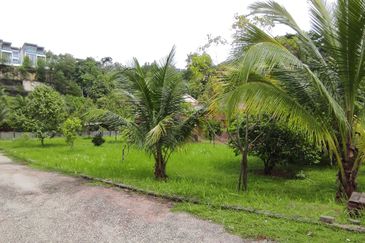 Bungalow Land Freehold in Kemensah, Melawati For Sale