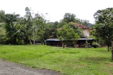 Bungalow Land Freehold in Kemensah, Melawati For Sale