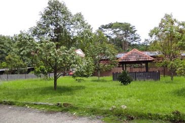 Bungalow Land Freehold in Kemensah, Melawati For Sale