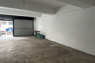Low Cost Shop Flat Sri Pulai, Sri Kembangan
