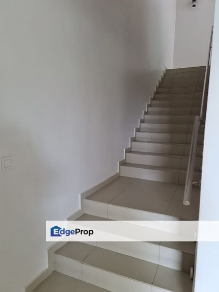 2 Storey Terrace Tmn Ara, Sendayan, Negeri Sembilan, Seremban