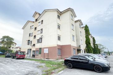 Apartment Taman Langat Murni