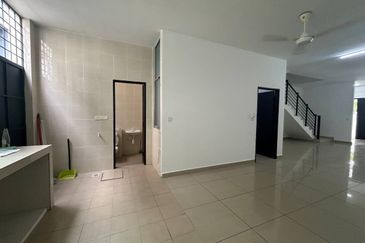 Bangi Avenue 3, Seksyen 7