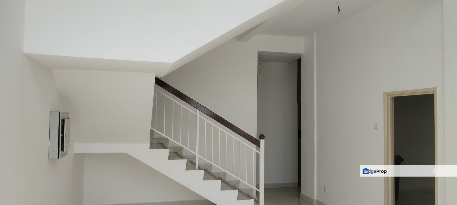 2 Storey Semi D Sek 3 Bandar Baru Bangi, Selangor, Bangi