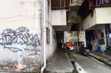 Bandar Bukit Tinggi 1 Apartment