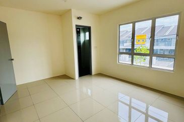 Ritma Perdana Townhouse @ LBS Alam Perdana