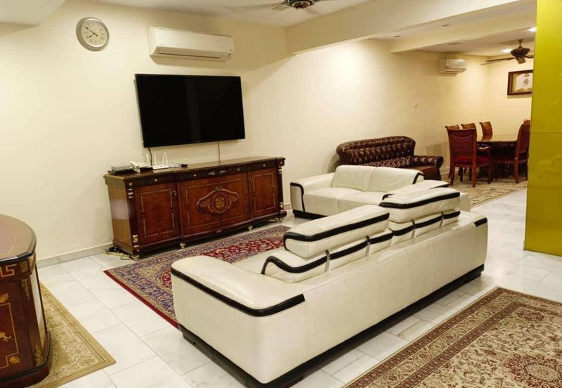 Jalan Puncak Jalil 7