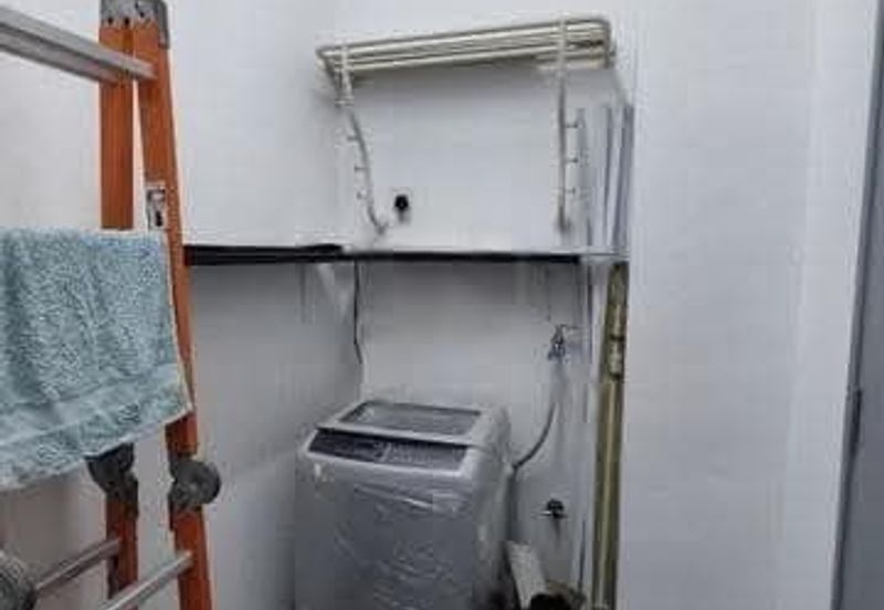 Apartment Saderi, Precinct 16