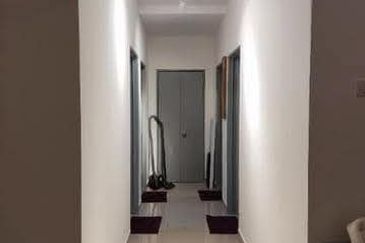 Apartment Saderi, Precinct 16