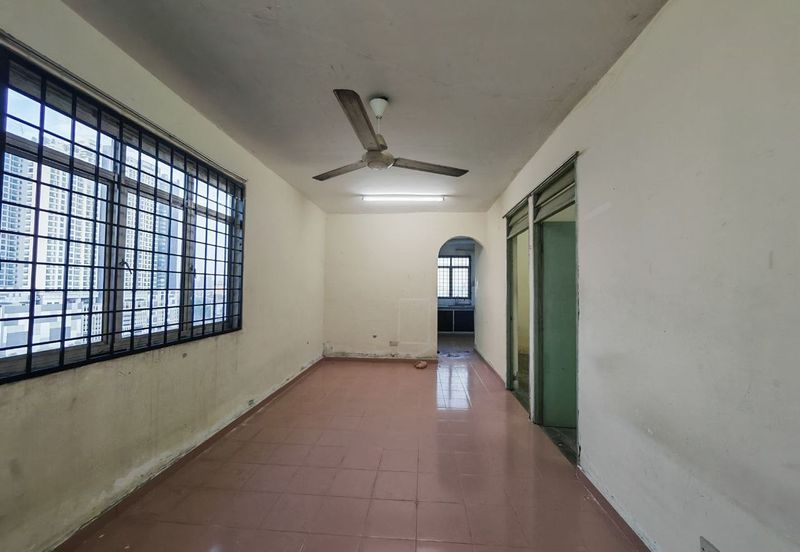 Flat Desa Mentari Blok 5