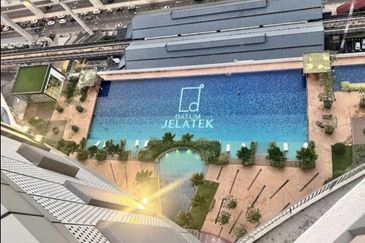 Datum Jelatek Residence