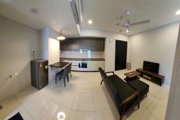 Datum Jelatek Residence