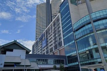 Datum Jelatek Residence