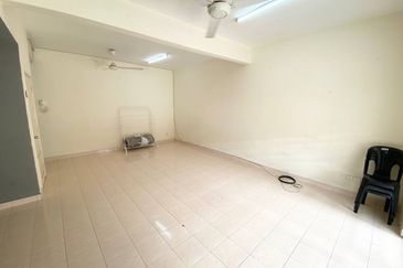 Lorong Az-Zaharah 10/20