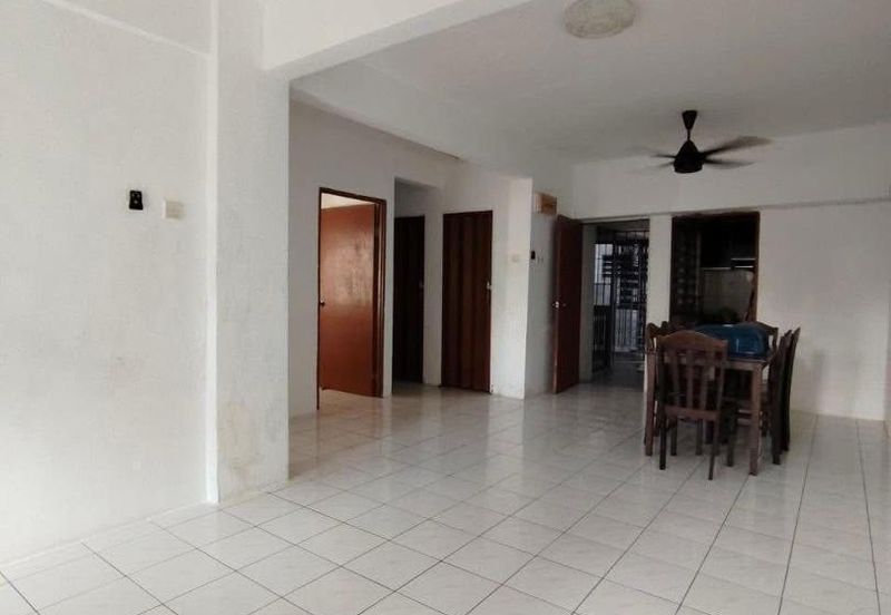 Flat Taman Bunga Negara