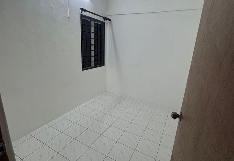 Flat Taman Bunga Negara