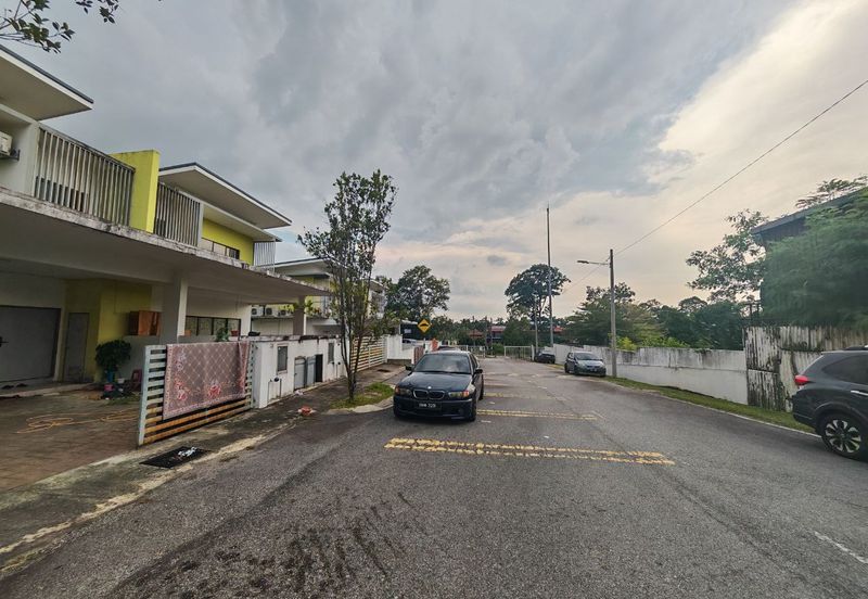 Semi D Taman Puncak D Villa, Sungai Buloh