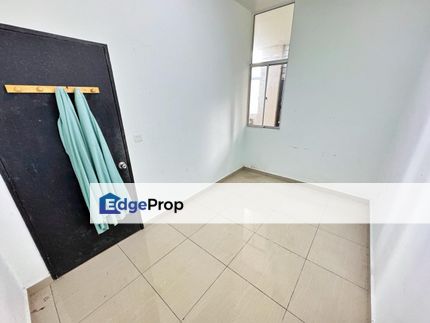 3 Storey Terrace, Bangi Avenue 3, Kajang, Selangor, Kajang