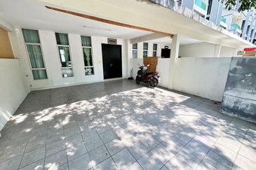 Bangi Avenue 3, Seksyen 7