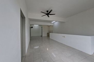 Taman Tasik Semenyih (Lake Residence)