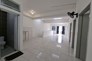 Taman Tasik Semenyih (Lake Residence)