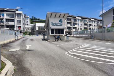 Taman Tasik Semenyih (Lake Residence)