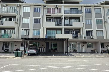 Taman Tasik Semenyih (Lake Residence)