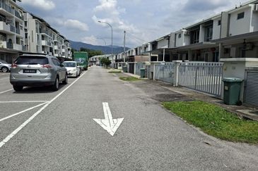 Taman Tasik Semenyih (Lake Residence)