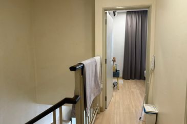 Saron @Bandar Bukit Raja