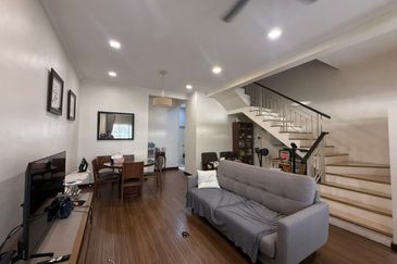 Saron @Bandar Bukit Raja