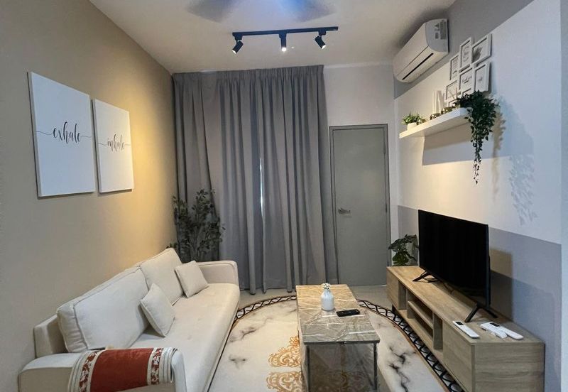 Tangerine Suites @ Sunsuria City **