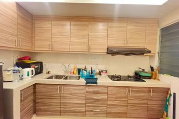 Residensi Bistaria, Ukay Bistari