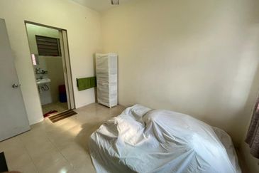 Residensi Bistaria, Ukay Bistari