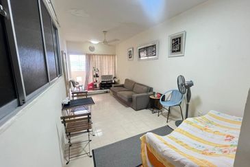 Residensi Bistaria, Ukay Bistari