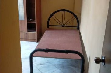 Flat PKNS, Seksyen 7