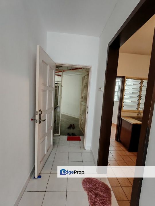 Crystal Tower Apartment, Bukit Indah Ampang, Selangor, Ampang