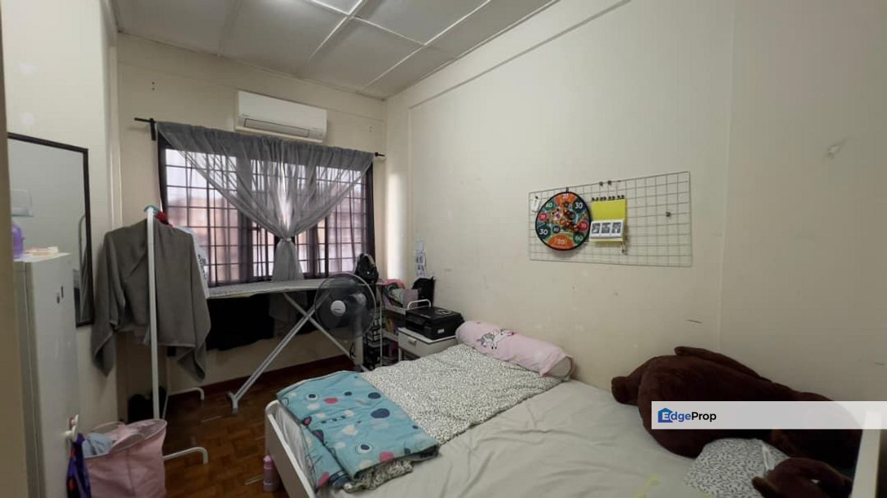 Pangsapuri Lili, Taman Bukit Subang, Shah Alam, Selangor, Shah Alam