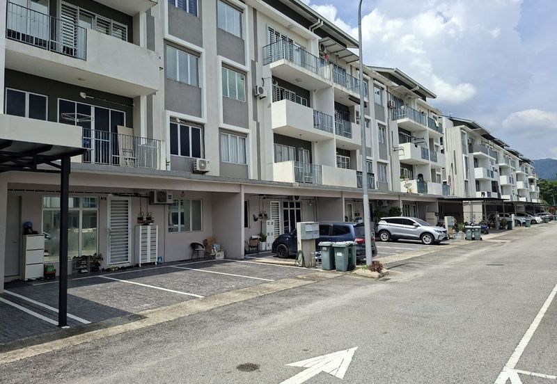 Taman Tasik Semenyih (Lake Residence)