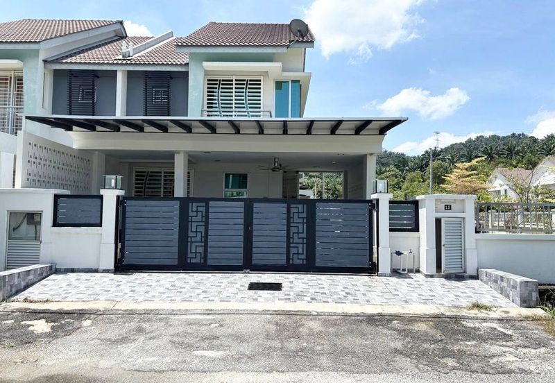 Persiaran Puncak Alam 1 