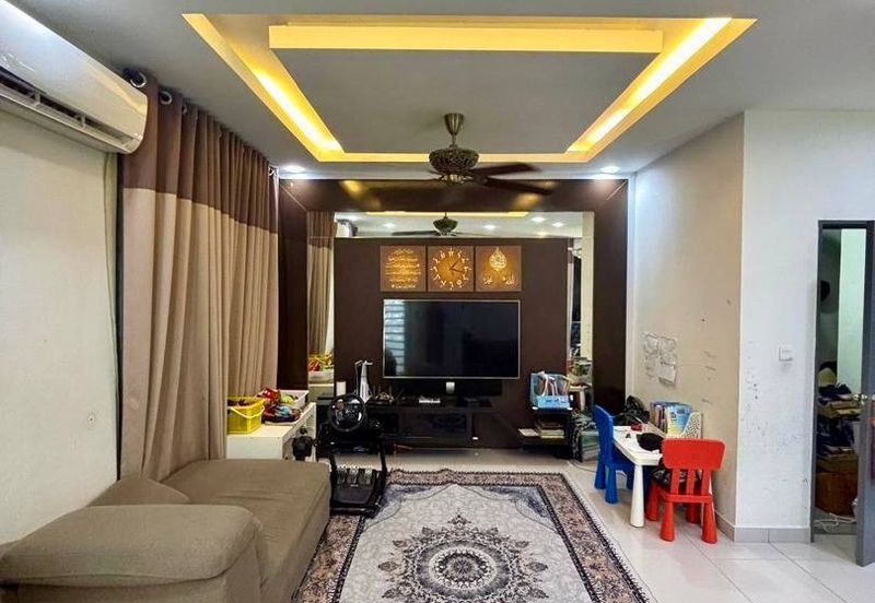 Persiaran Puncak Alam 1 